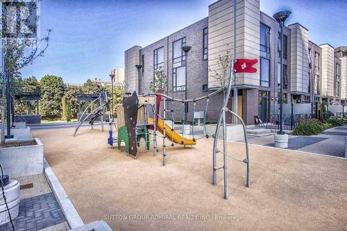 1511 - 9 Valhalla Inn Road, Toronto, ON - Outdoor