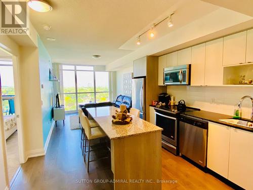 1511 - 9 Valhalla Inn Road, Toronto, ON - Indoor Photo Showing Kitchen With Stainless Steel Kitchen