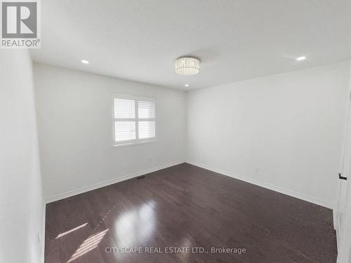 Bedroom #4 - 5476 Freshwater Drive, Mississauga, ON - Indoor Photo Showing Other Room