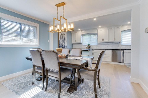 2039 Davebrook Road, Mississauga, ON - Indoor Photo Showing Dining Room