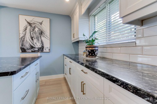 2039 Davebrook Road, Mississauga, ON - Indoor Photo Showing Kitchen