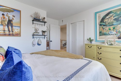 2039 Davebrook Road, Mississauga, ON - Indoor Photo Showing Bedroom