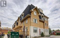 212 - 370 HOPEWELL AVENUE  Toronto, ON M6E 2S2