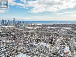 511 - 689 THE QUEENSWAY STREET  Toronto, ON M8Y 0C8