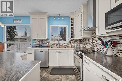 1723 Allbright Crescent, Prince Albert, SK - Indoor Photo Showing Kitchen With Stainless Steel Kitchen With Double Sink With Upgraded Kitchen