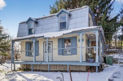 824 Ch. Principal  Saint-Joseph-Du-Lac, QC J0N 1M0