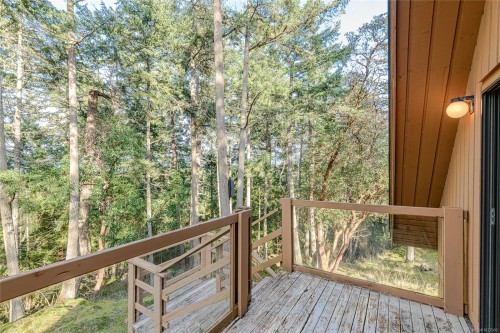 392 Langs Rd, Salt Spring, BC 