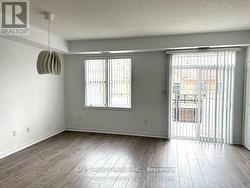 305 - 2333 SAWGRASS DRIVE  Oakville, ON L6H 0L2