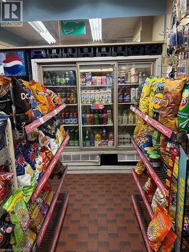 2031 Lakeshore Road, Burlington, ON 