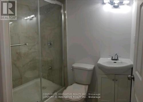 1280 Amherst Gate, Oshawa, ON - Indoor Photo Showing Bathroom