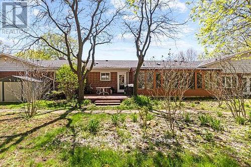 1411 Beaufort Drive, Burlington, ON - Outdoor