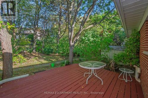 1411 Beaufort Drive, Burlington, ON - Outdoor