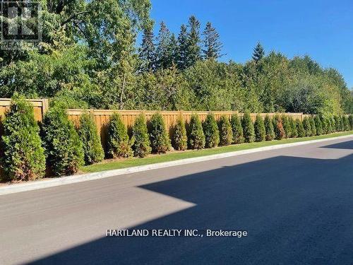 127 - 755 Omega Drive, Pickering, ON - Outdoor