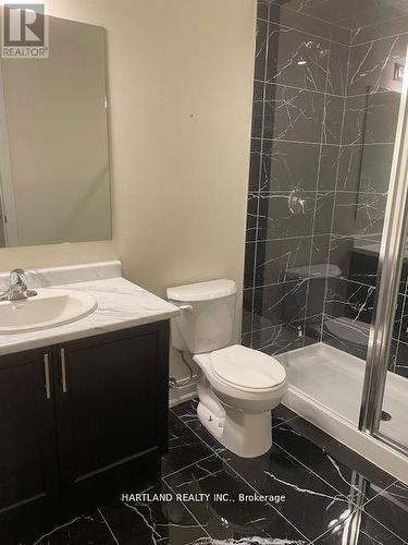 127 - 755 Omega Drive, Pickering, ON - Indoor Photo Showing Bathroom