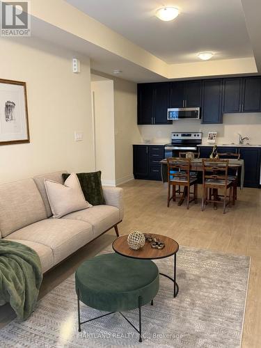 127 - 755 Omega Drive, Pickering, ON - Indoor Photo Showing Living Room