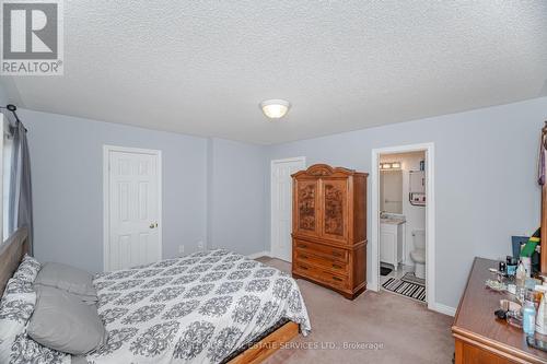 6 - 430 Mapleview Drive E, Barrie, ON - Indoor Photo Showing Bedroom