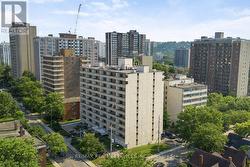 210 - 223 JACKSON STREET W  Hamilton, ON L8P 4R4