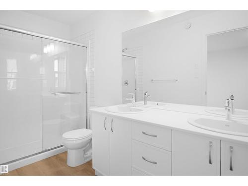 2120 210 St Nw, Edmonton, AB - Indoor Photo Showing Bathroom