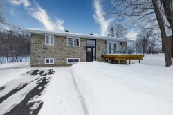 519 Ch. Duhamel  Pincourt, QC J7W 4G1