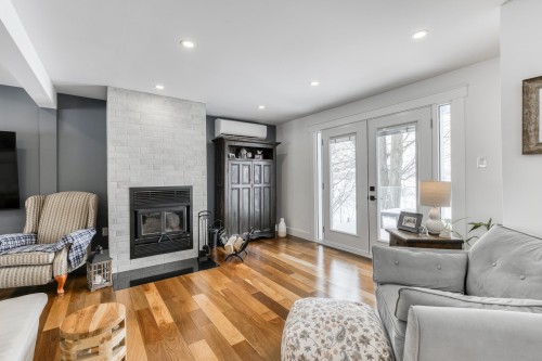 Living Room - 519 Ch. Duhamel, Pincourt, QC - Indoor Photo Showing Living Room With Fireplace
