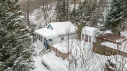 718 Ch. du Lac-des-Becs-Scie E.  Saint-Sauveur, QC J0R 1R1