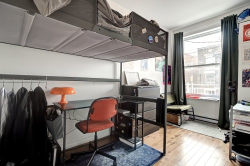 Bedroom - 8043 Rue St-Dominique, Montréal (Villeray/Saint-Michel/Parc-Extension), QC - Indoor