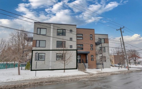 Front of Structure - 102-1030 Rue St-Laurent O., Longueuil (Le Vieux-Longueuil), QC - Outdoor