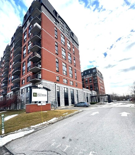 930-25 Prom. des Îles  Laval (Chomedey), QC H7W 0A1