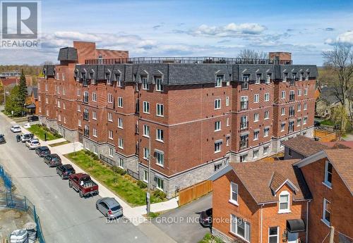 213 - 501 FRONTENAC STREET  Kingston, ON K7K 4L9