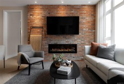 311-425 Lampson St  Esquimalt, BC V9A 0K5