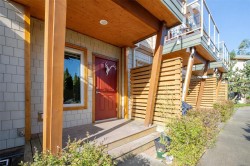 102-605 Gibson St  Tofino, BC V0R 2Z0