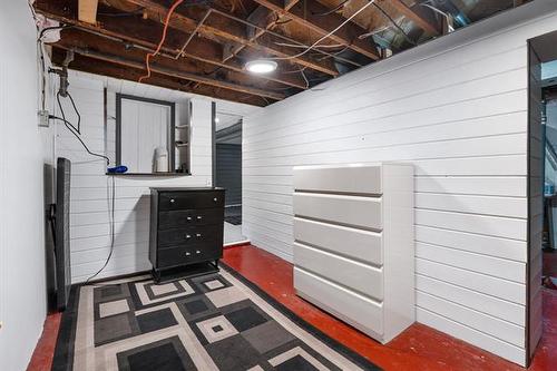 389 Cairnsmore St, Winnipeg, MB 