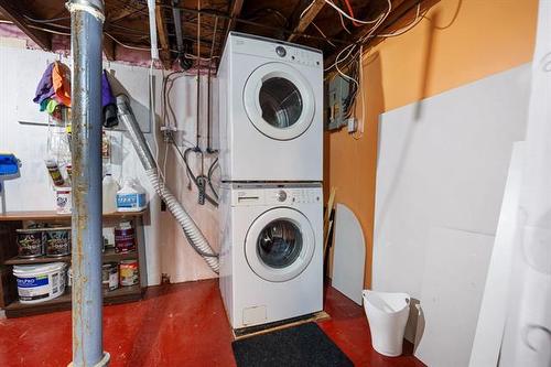 389 Cairnsmore St, Winnipeg, MB 