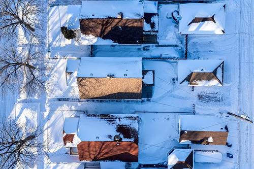 389 Cairnsmore St, Winnipeg, MB 