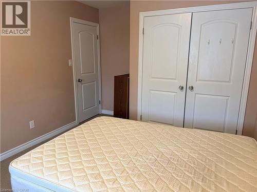 212 Westfield Place, Waterloo, ON - Indoor Photo Showing Bedroom