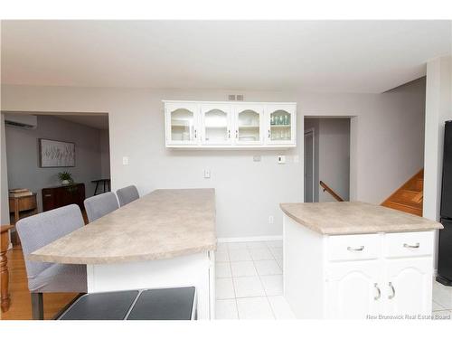 82 Crestwood Dr, Moncton, NB 