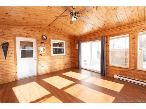 82 Crestwood Dr, Moncton, NB 