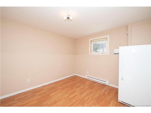 82 Crestwood Dr, Moncton, NB 