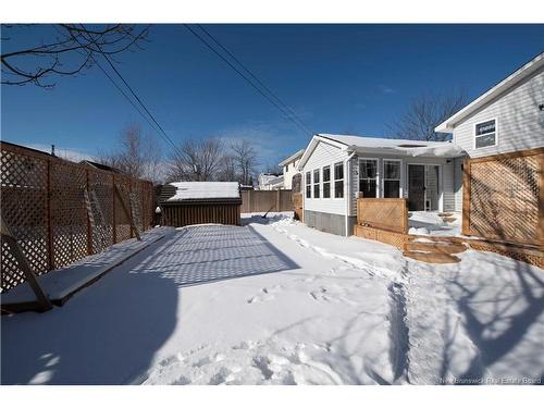 82 Crestwood Dr, Moncton, NB 