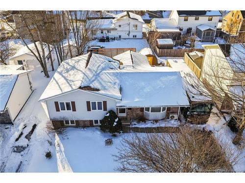 82 Crestwood Dr, Moncton, NB 