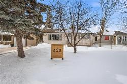 450 Whytewold RD  Winnipeg, MB R3J 2W7