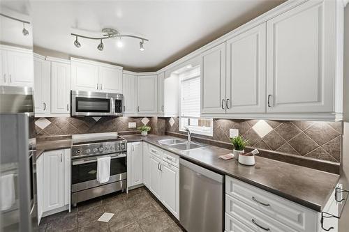 615 Stradbrook Ave, Winnipeg, MB 