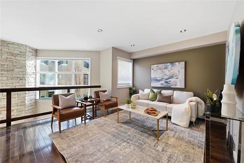 615 Stradbrook Ave, Winnipeg, MB 