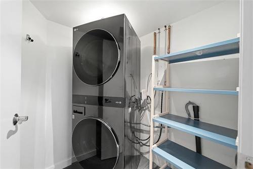 615 Stradbrook Ave, Winnipeg, MB 