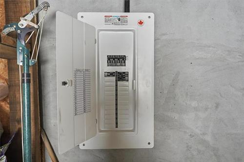 615 Stradbrook Ave, Winnipeg, MB 