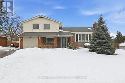 5210 TIMOTHY CRESCENT  Niagara Falls (Morrison), ON L2E 5G3