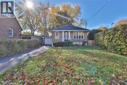 32 CHRISTINA Crescent  Scarborough, ON M1R 4H6