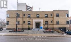4 - 8 WELLINGTON STREET W  Brampton, ON L6Y 1K4