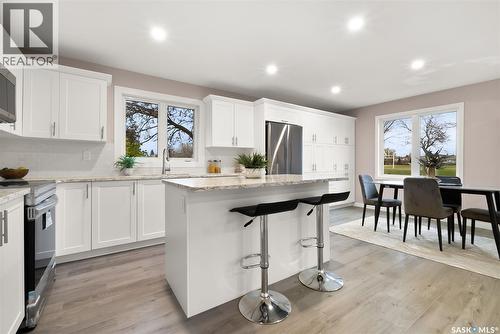 2003 Styles Crescent, Regina, SK - Indoor Photo Showing Kitchen With Upgraded Kitchen