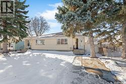 1914 Arthur STREET  Regina, SK S4T 4W5